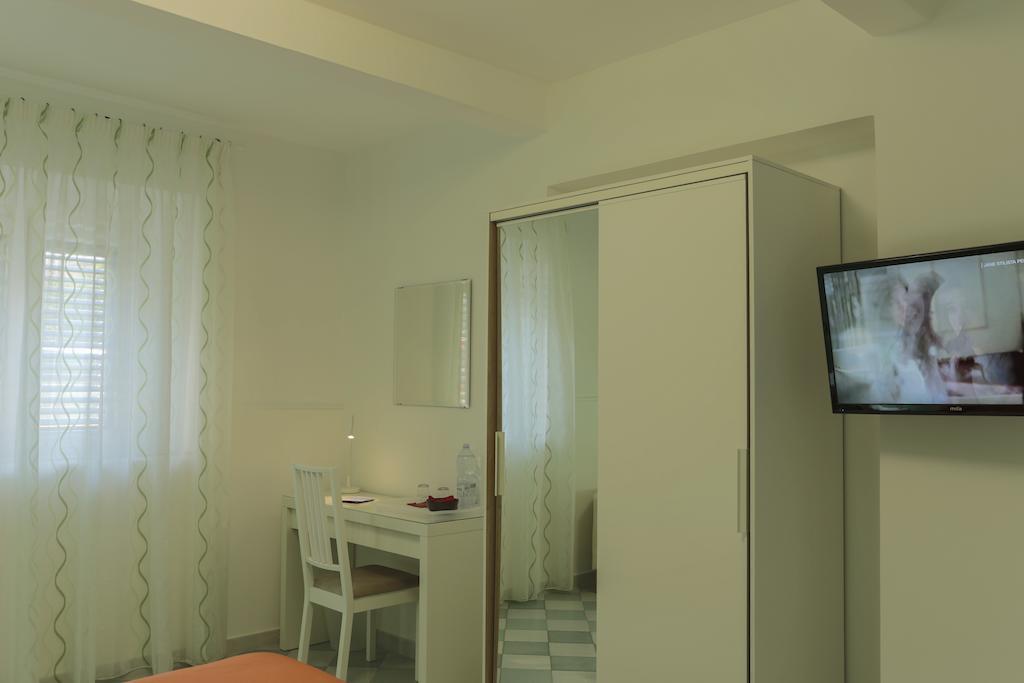 B&B Porta Della Sicilia Messina Ngoại thất bức ảnh
